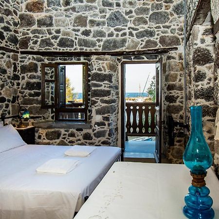 Plousiadi΄S Stone House Apartman Páli Kültér fotó