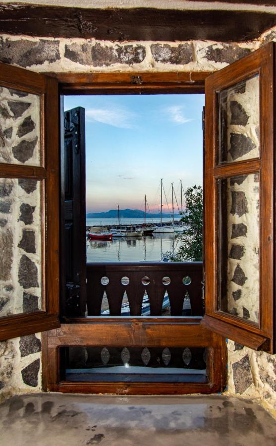Plousiadi΄S Stone House Apartman Páli Kültér fotó