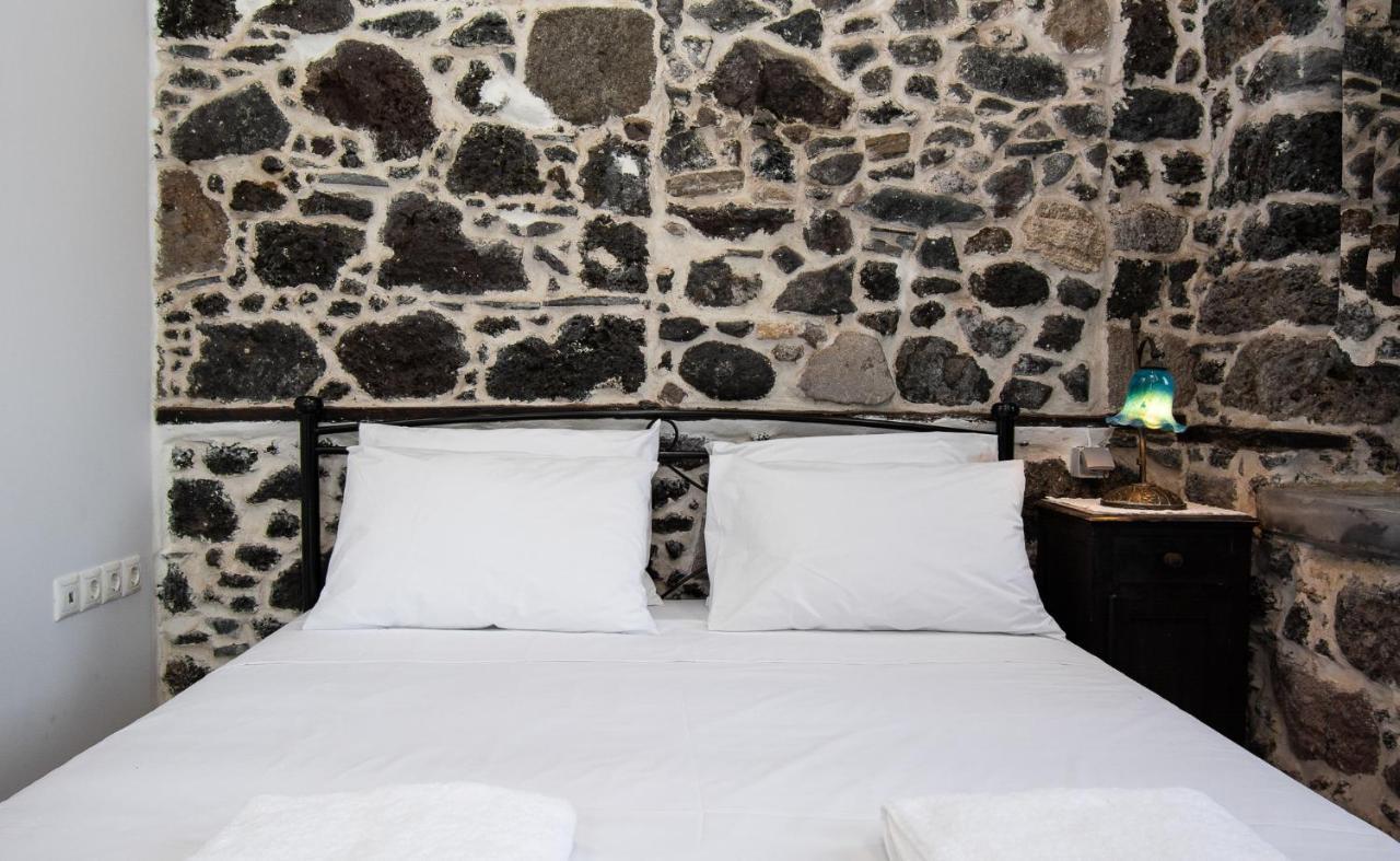 Plousiadi΄S Stone House Apartman Páli Kültér fotó