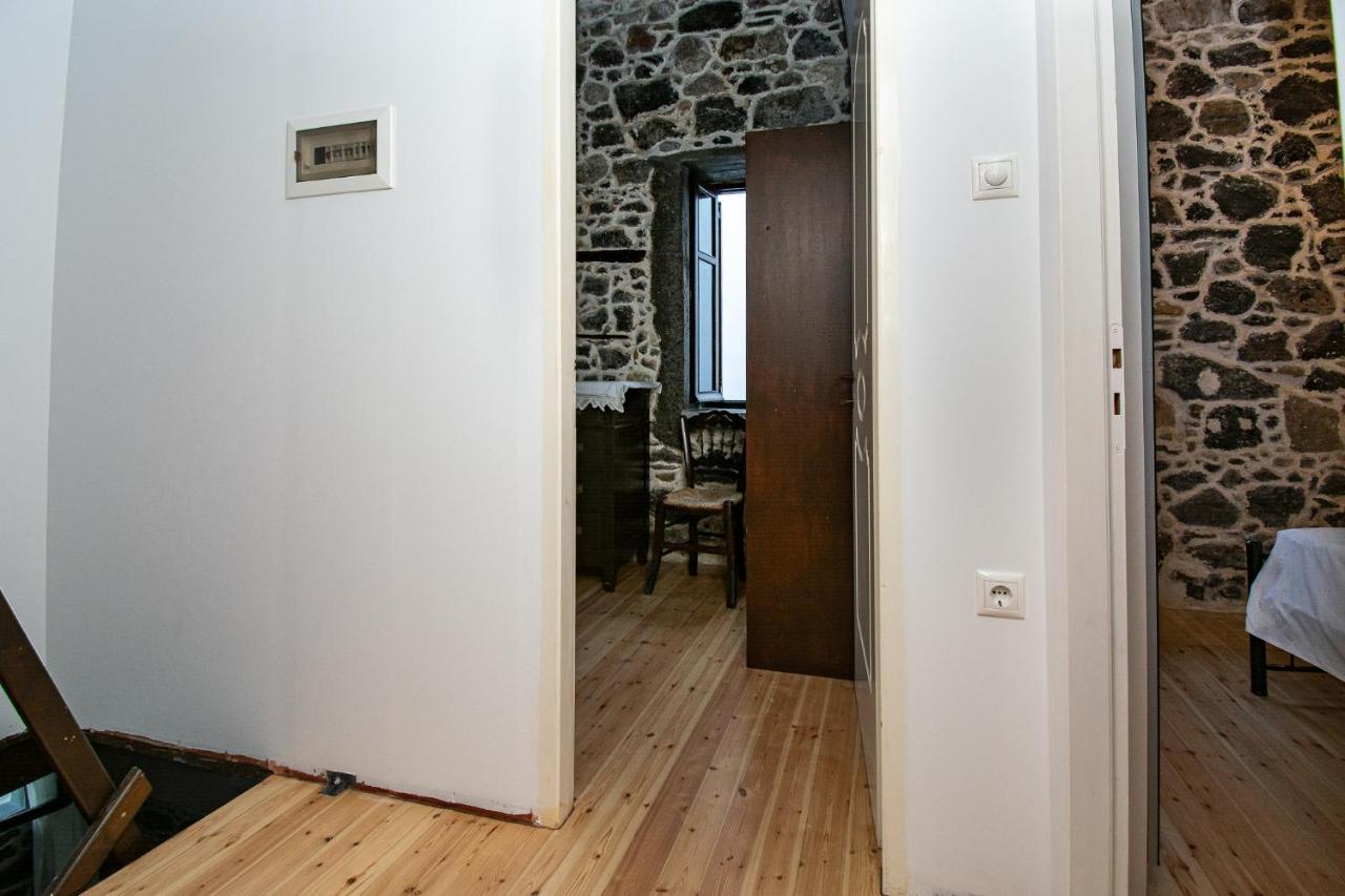 Plousiadi΄S Stone House Apartman Páli Kültér fotó