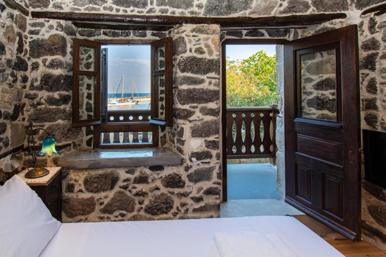 Plousiadi΄S Stone House Apartman Páli Kültér fotó