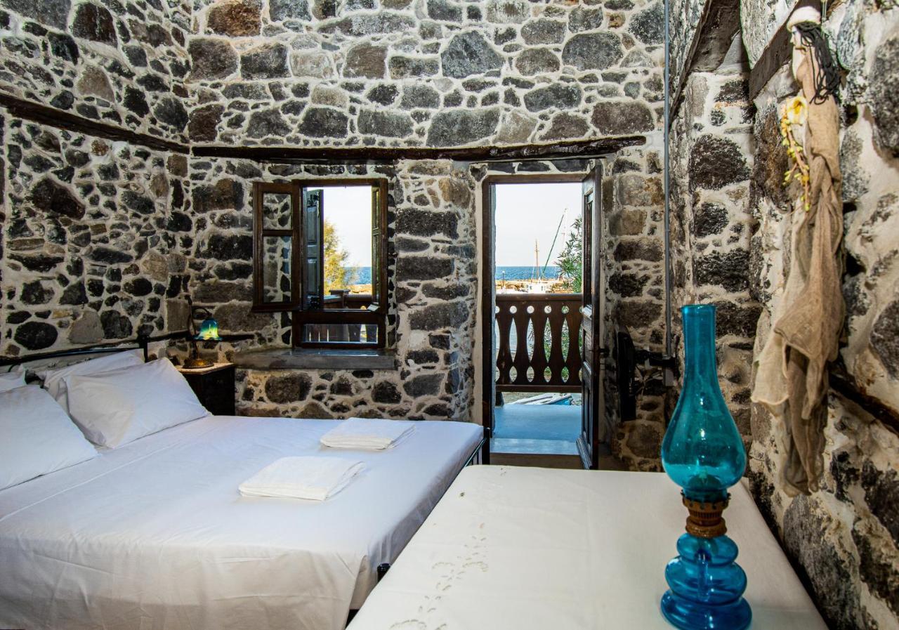 Plousiadi΄S Stone House Apartman Páli Kültér fotó